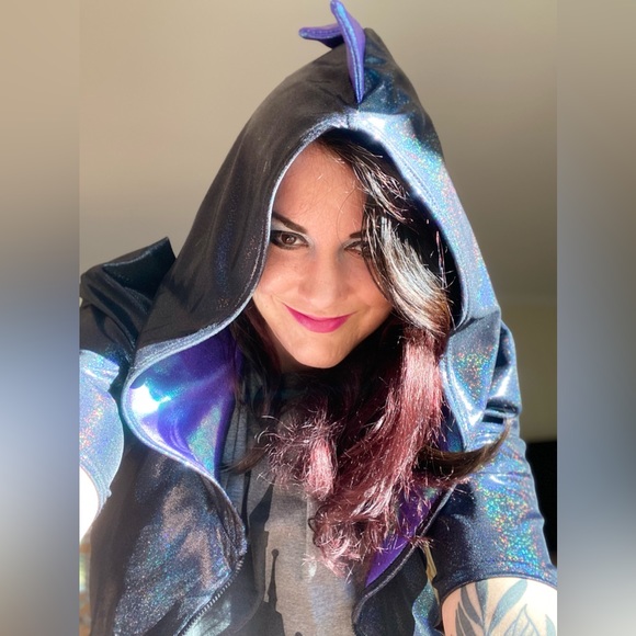 1/3 Coquetry Clothing Cropped Holographic Jackets in Size L/XL Each $85 - Picture 13 of 17